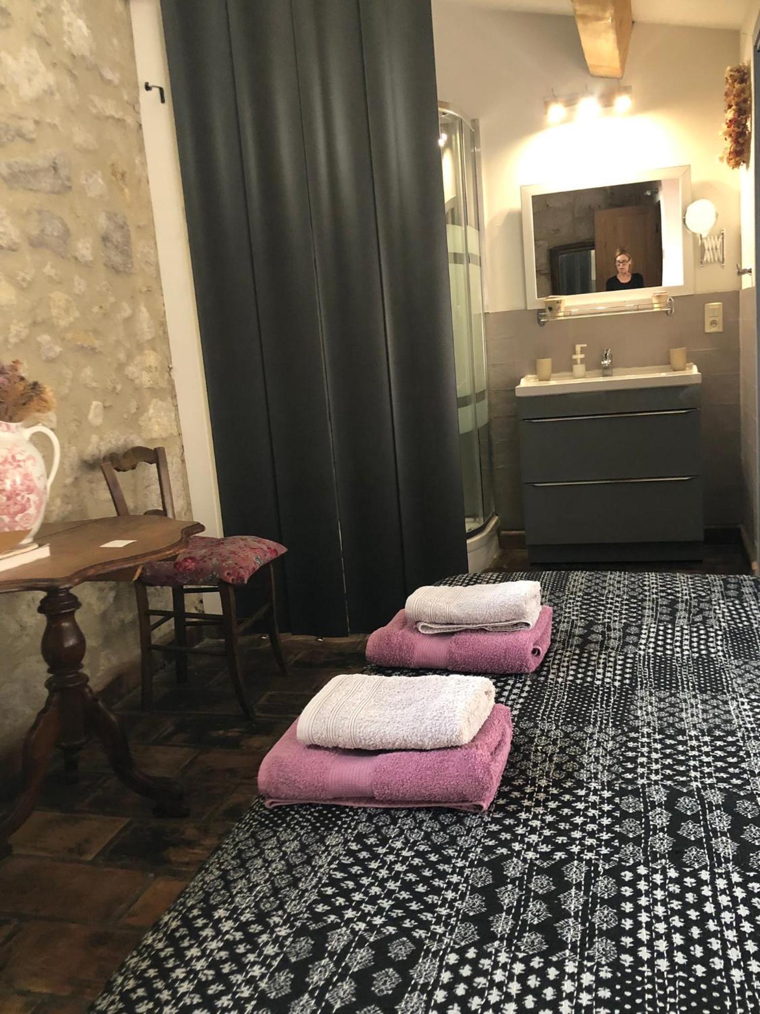 Au Bout Du Pre Hotel Pézenas Exterior foto